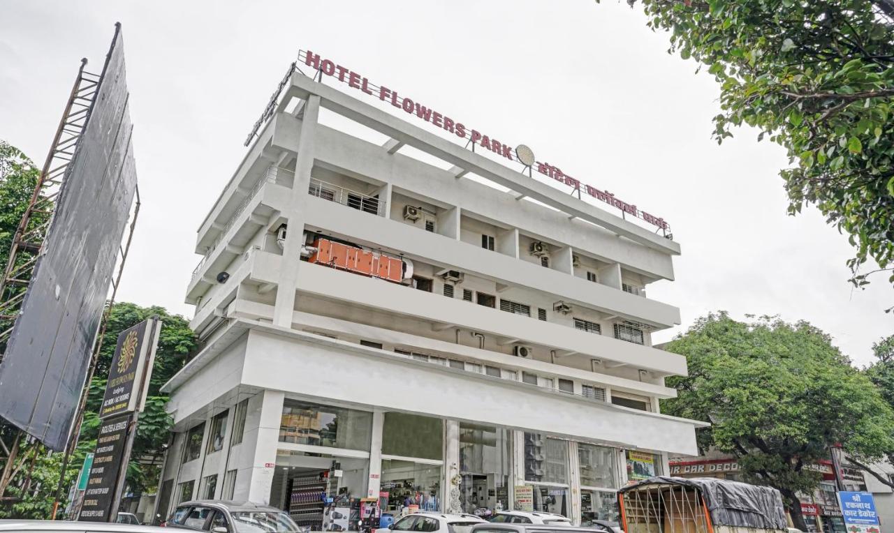 Itsy Hotels Flowers Park Nashik Extérieur photo