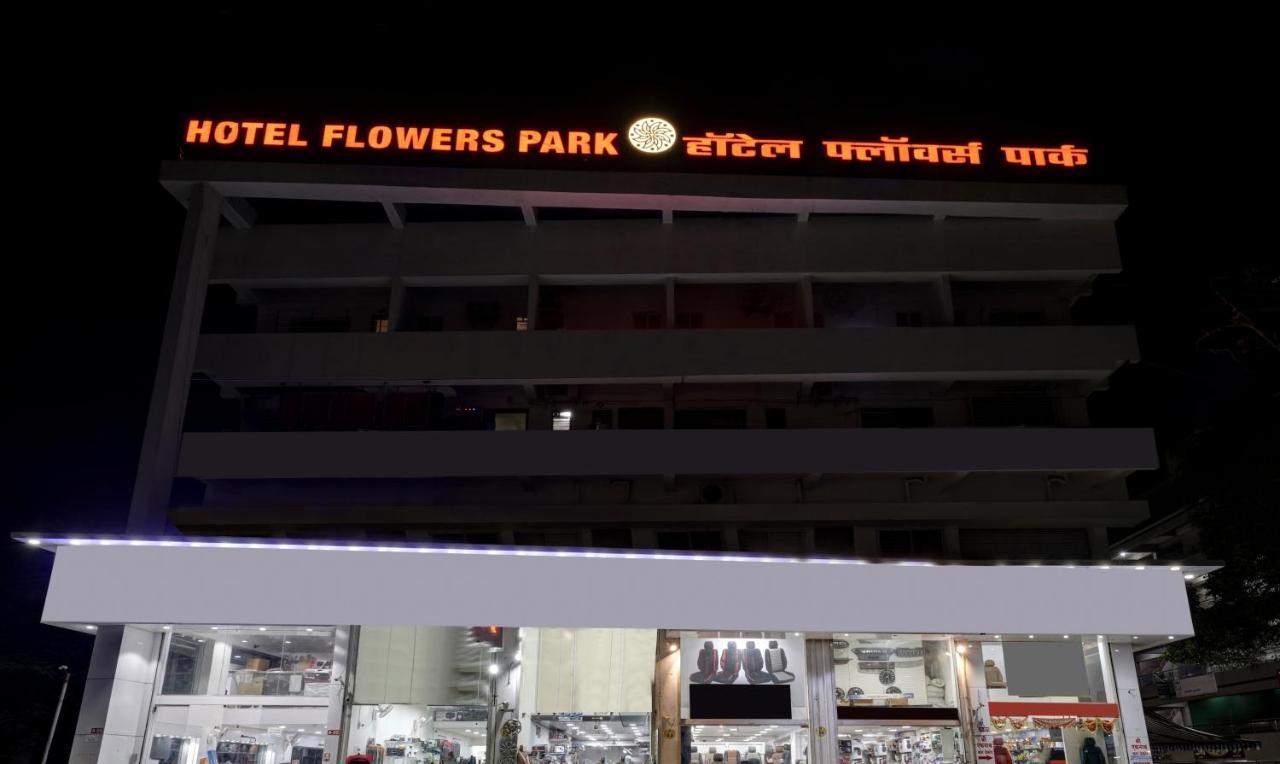 Itsy Hotels Flowers Park Nashik Extérieur photo