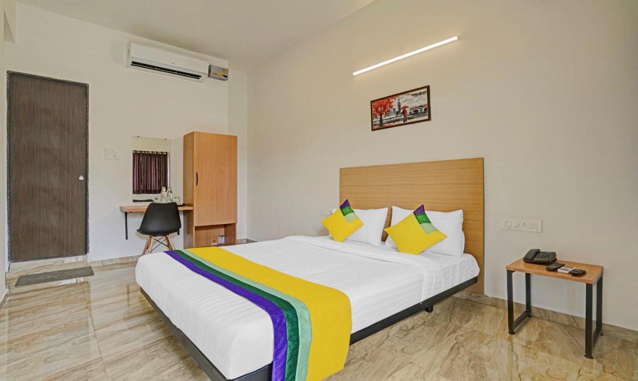 Itsy Hotels Flowers Park Nashik Extérieur photo